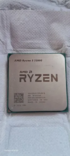 Amd Rayzen 3 2200G