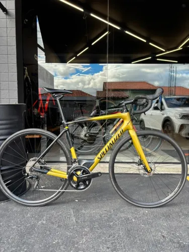Specialized Roubaix 56