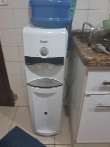 Bebedouro para galão de agua