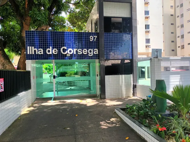 APARTAMENTO COM DOIS QUARTOS, DOIS BAHEIROS, NASCENTE. ALUGUEL NO BAIRRO DA TORRE.