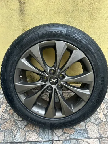 Pneu 225/55 R18 Prinx NOVO (Nunca Usado)