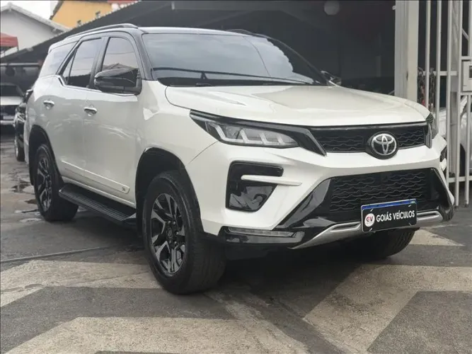 Toyota Hilux SW4 SRX Diamo. 4X4 2.8 TB DIE AUT 2019