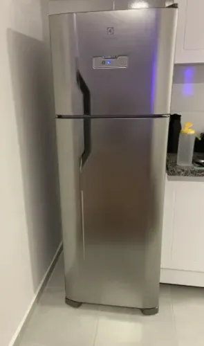 Geladeira Electrolux Frost Free 310L Duplex Cor Inox (TF39S)
