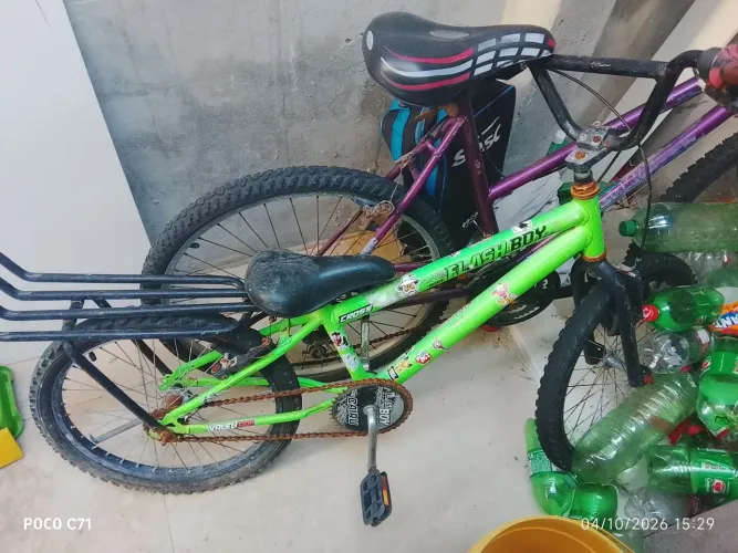 Bicicleta montadinha