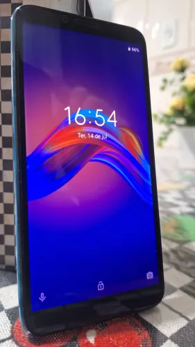 Celular - Moto E6 Play