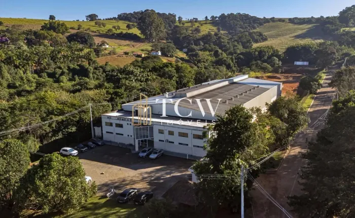 Galpão Industrial à Venda em Itatiba | 3.003 m² | Terreno de 30.000 m² | Itatiba/SP