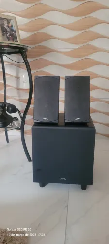 Caixas de som infinity