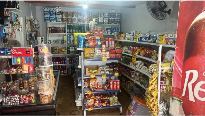 Mercadinho completo !!!!! Barato !!!!