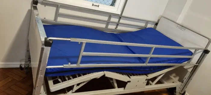 CAMA HOSPITALAR ÓTIMO ESTADO