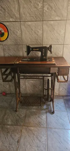 Maquina de costura