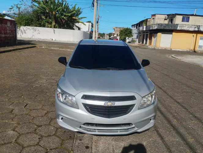 Chevrolet Onix JOY Hatch 1.0 8V Flex Mec. 4P 2018