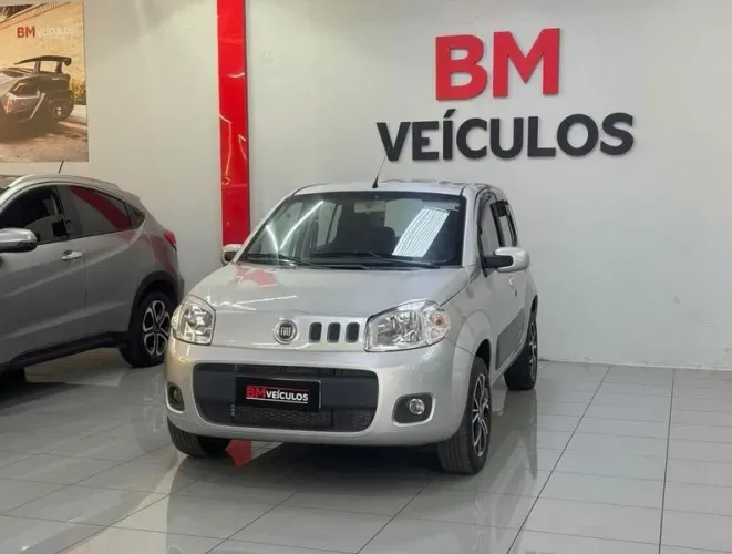 Fiat Uno Attractive 1.0 EVO Fire Flex 8V 5P 2013