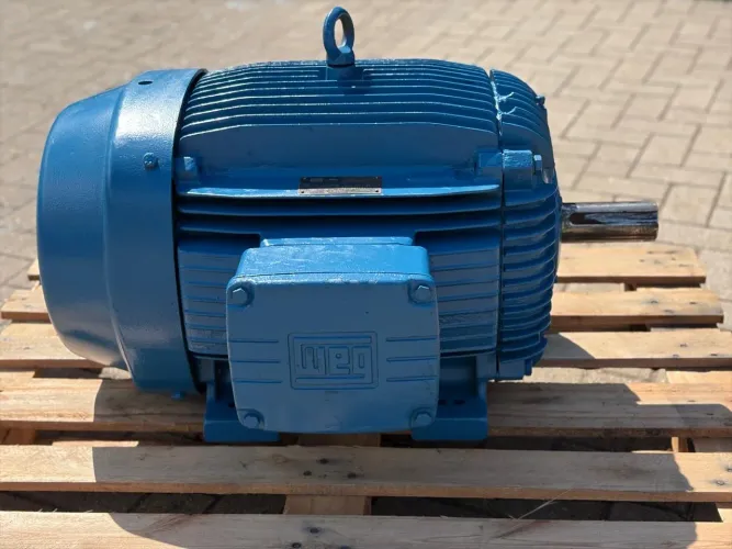 Motor WEG 75 cv - 1.700 rpm - Soft Starter Weg SSW07 130 a