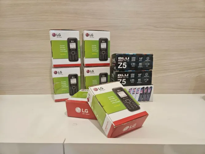 Lote de 9 celulares simples