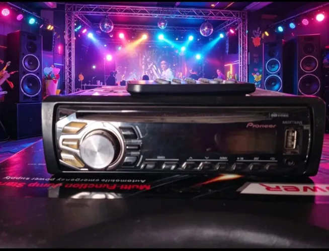 Som de carro Pioneer
