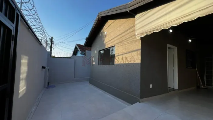 Casa para venda com 190 m² e 3 quartos em Núcleo Residencial Presidente Geisel, Bauru - SP