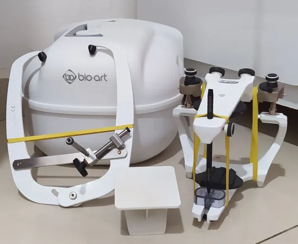 Kit Articulador Bio-Art 4000-S + Arco Facial + Plano Camper + Estojo