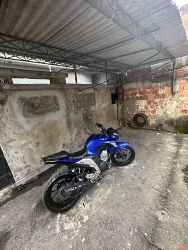 Fazer 250