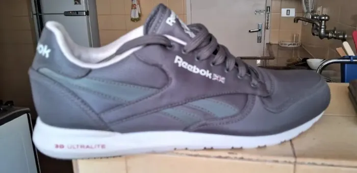 Tênis Reebok 3D Lite (nr.41/9,5) zero, custou 100 dólares, vendo por 200 reais