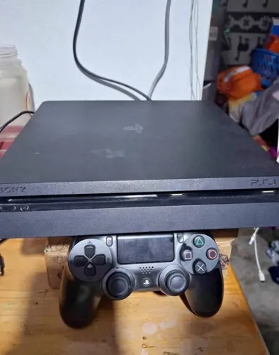 VENDE-SE PS4
