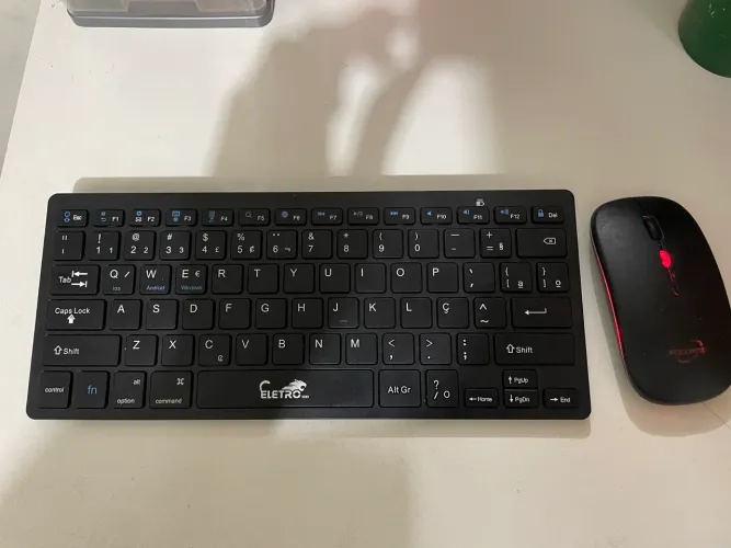 Teclado e mouse Bluetooth