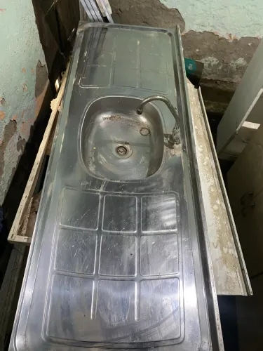 Pia inox com Cuba e torneira 