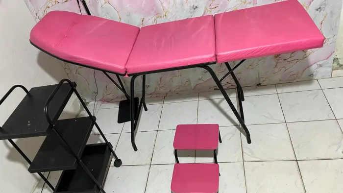 Maca de estética+ carrinho+escada