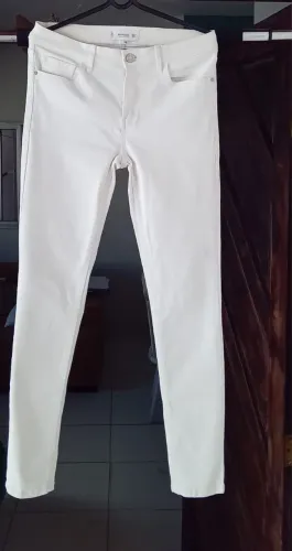 Calça Jeans Mango stretch off- white número 36