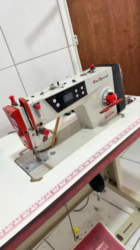 Vendo Máquina Reta Industrial Sun Special Seminova
