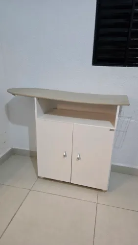 Mesa de passar roupa