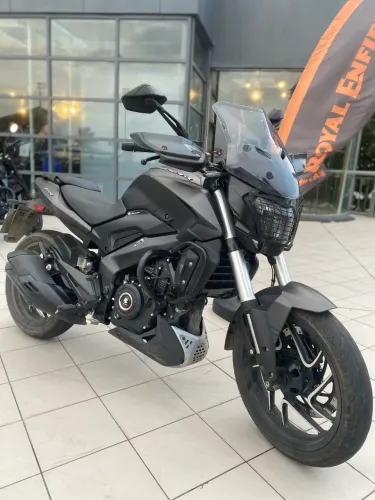Dominar 400cc BAJAJ - Ano: 2025 / 5.600 kms | Consultor de vendas - Mick Goulart
