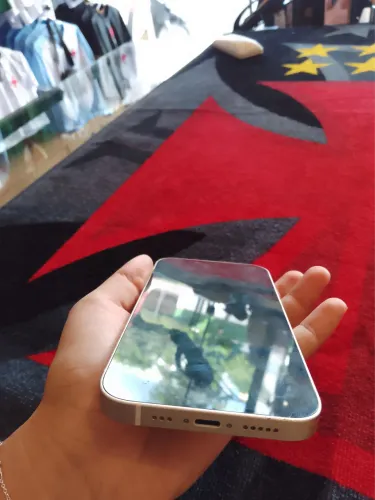 iPhone 14