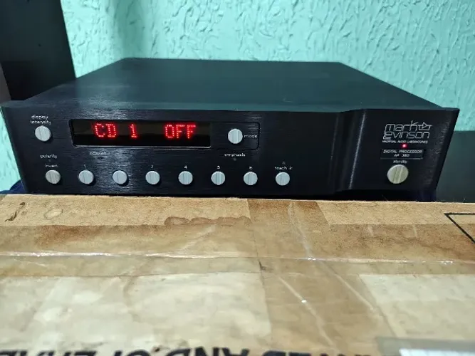 DAC Mark Levinson model 360