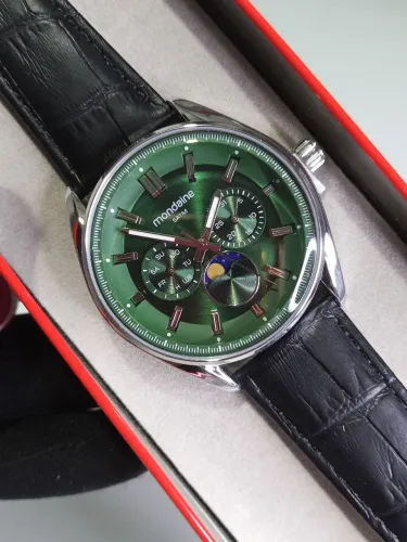 Relógio Mondaine Quartz Green Dial Fase da Lua 42mm Full Set REF: 32948G0MVNO2