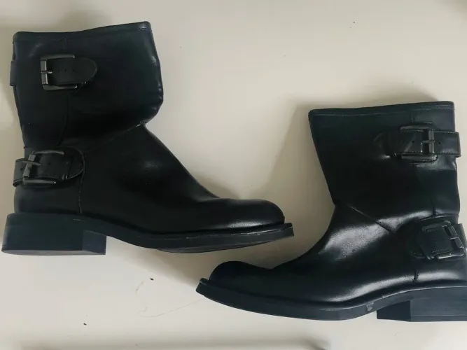 Bota de couro ZARA