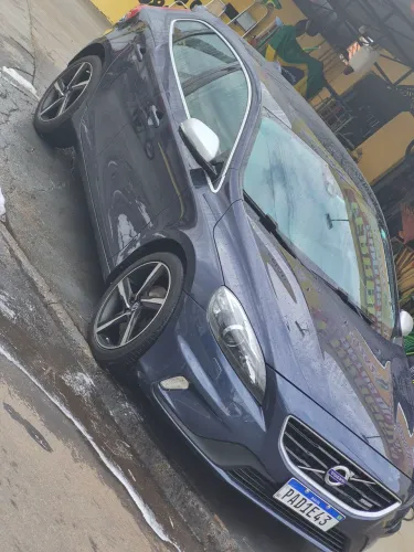 Volvo V40 T-5 R-design 2.0 Aut. 2015