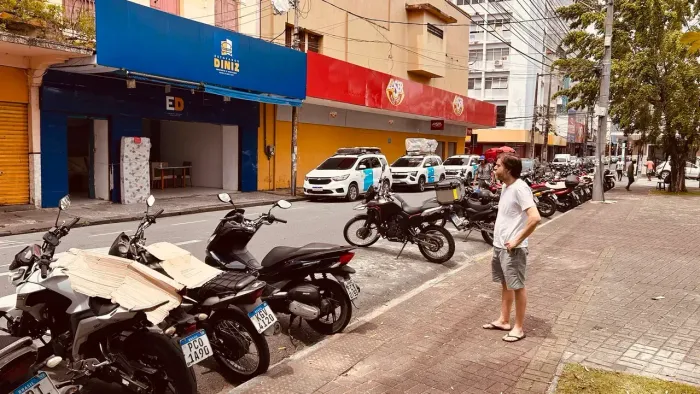 Vendo ou Alugo Prédio