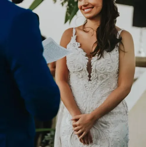 Vestido de Noiva 100% bordado com cauda removível | Estilista Flávio Galleazi