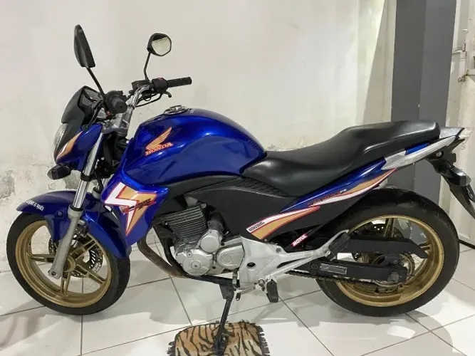 Honda CB 300R 2012 Azul - R$ 11.000,00