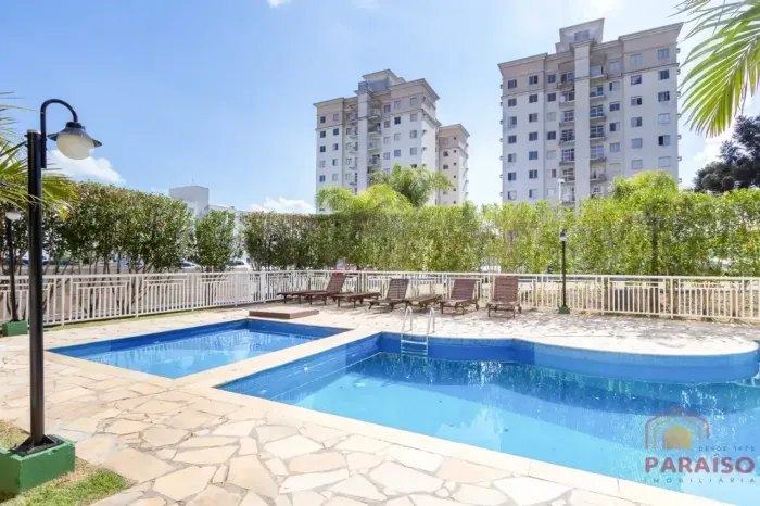 Apartamento mobiliado 2 quartos (1 suíte) com churrasqueira no Lindóia, Curitiba