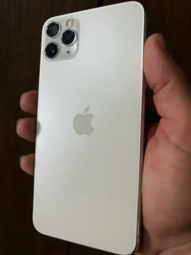 iPhone 11 Pro Max 256GB seminovo 