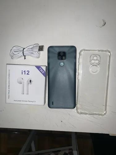 Motorola moto e7 32gb excelente