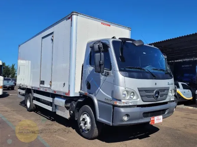 Mercedes Benz Accelo 1017 3/4 4x2 Ano 2025/25 No Baú 6,50mts
