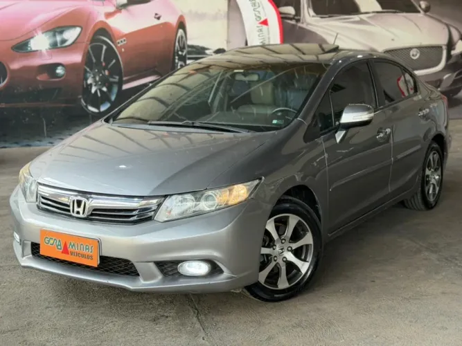 Honda Civic Sedan EXS 1.8/1.8 Flex 16V Aut. 4P 2013