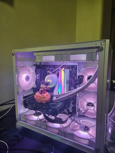 Vendo ou troco PC Gamer pra competitivo
