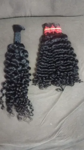 Cabelo humano cacheados 3, na tela. 100gramas. 55cm. N