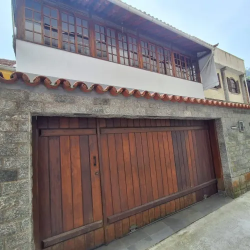 Casa à venda 5 Quartos, 140M², Alto da Serra, Petrópolis - RJ