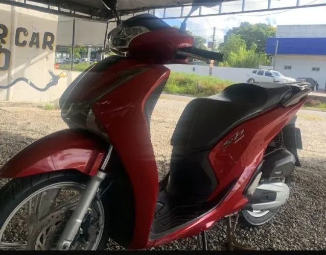 Vendo moto automática Honda Sh150i