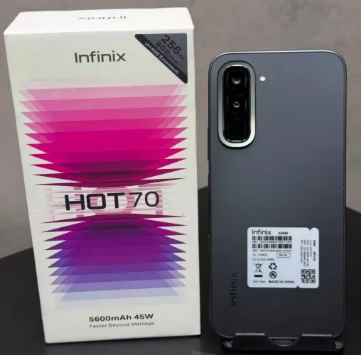 Infinix Hot 70 - Lançamento Preto (256/4)