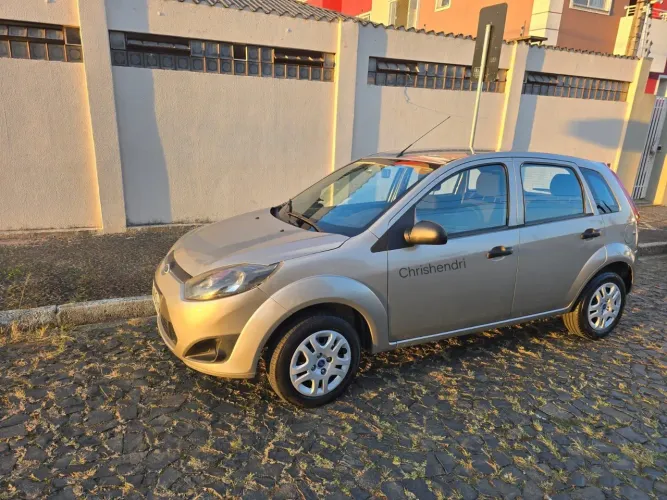 Ford Fiesta 1.0 8V Flex/class 1.0 8V Flex 5P 2012